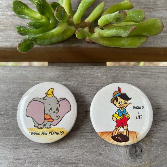 VINTAGE 80s 🐘 DUMBO + PINOCCHIO DISNEY PINS SET OF 2 . 1987 WALT DISNEY COMPANY - Picture 6 of 11